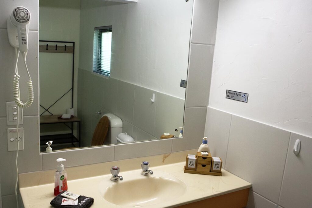 Serengeti_Apartment_3