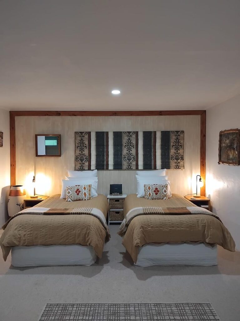 The Wild Cats Room_8